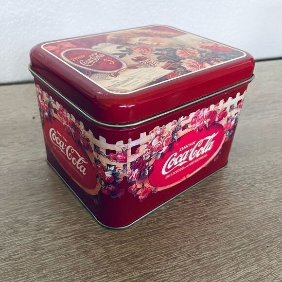 Vintage Coca Cola Floral Rose Tin Metal Box - Picture 3 of 6